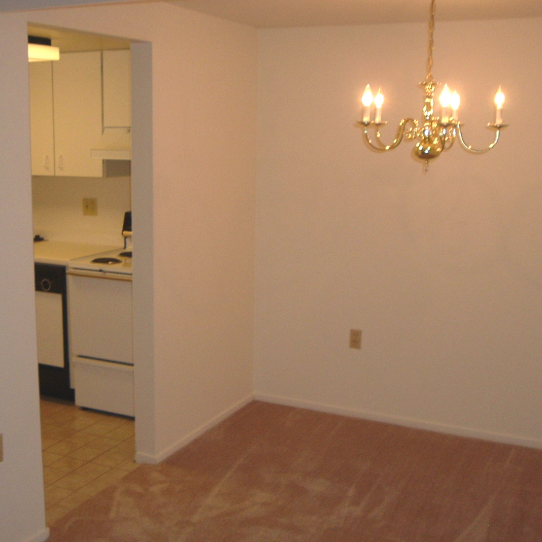 interior of Apt. 17