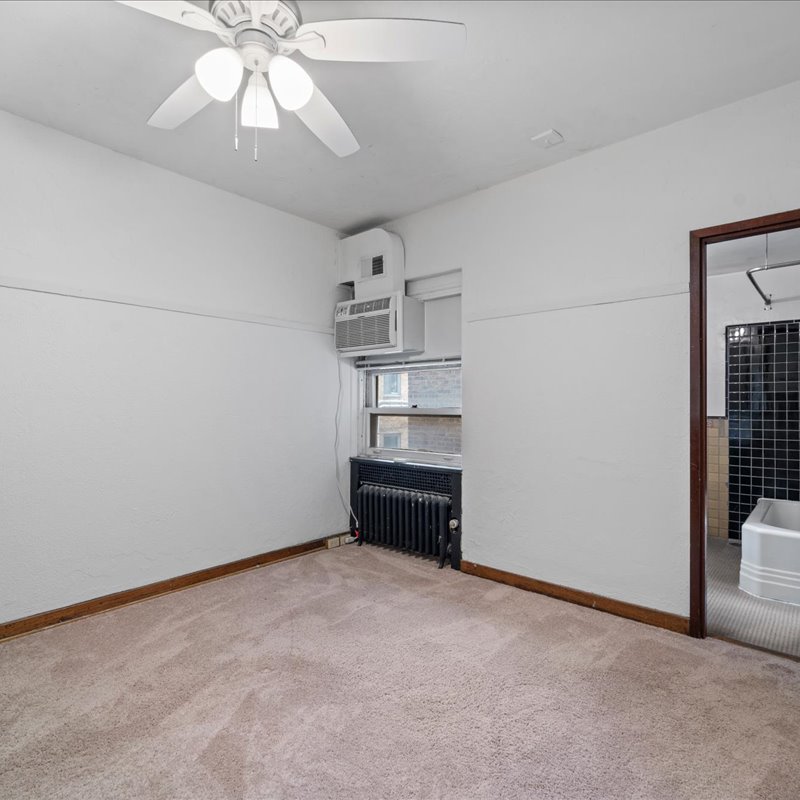 interior of 342 S. Highland Ave, Apt. 11B