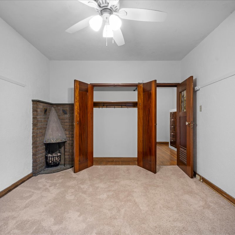 interior of 342 S. Highland Ave, Apt. 11B