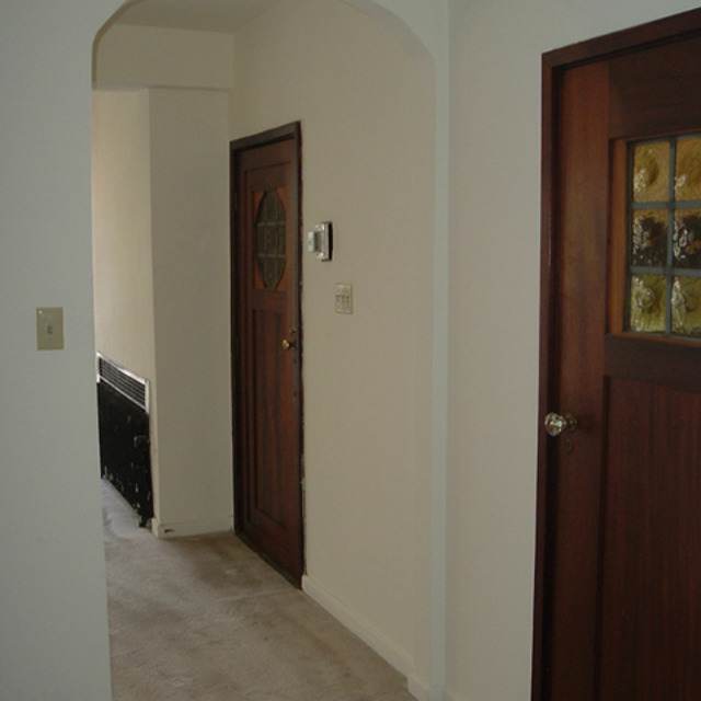 interior of 342 S. Highland Ave, Apt. 12A